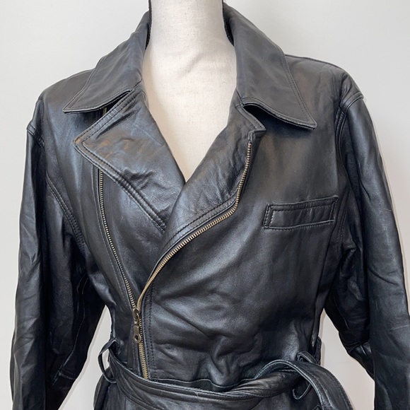 Vintage Belted Leather Jacket - Picture 2 of 16
